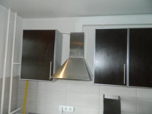 Установка вытяжки на кухне в Новокузнецке